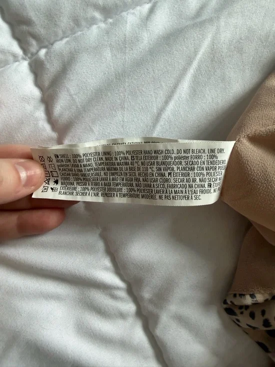 Forever 21 Beige Spotted Satin Ruched Cami Top - Picture 7 of 7